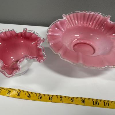 2 pink Fenton vases