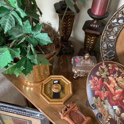 Misc decor