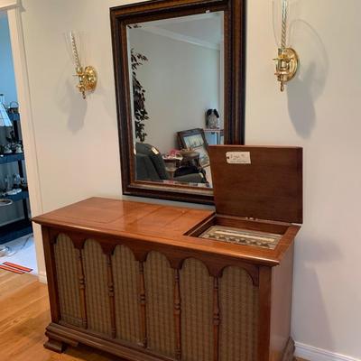 Radio / record player