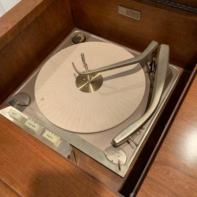 Radio / record player