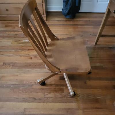 Ethan Allen Desk with Chair