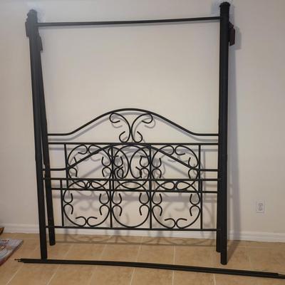 Black Metal Canopy Bed, Queen Size