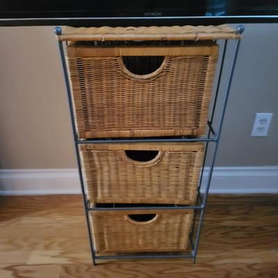 Hitachi 32 inch TV with 3 Drawer Rolling Wicker File Tower