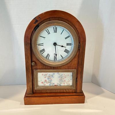 LR-1098 Antique Wooden Dome top Handpainted Glass Front Seth Thomas Clock