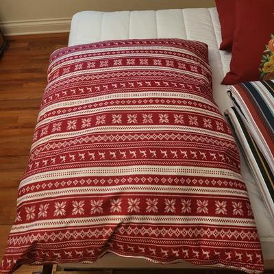 5 Pillow Lot