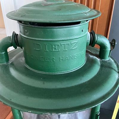 LR-1105 Large Dietz Pioneer Hanging Lantern with Handle