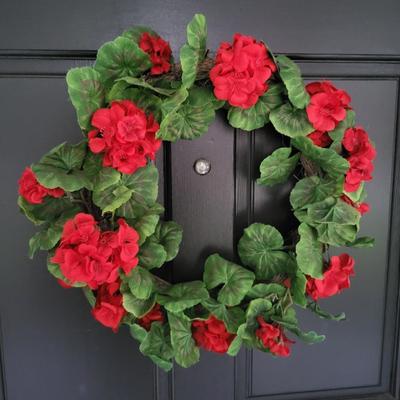 Red Flower Wreath