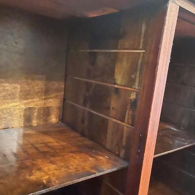 Glass Doored Wooden Display Cabinet (DR-MG)