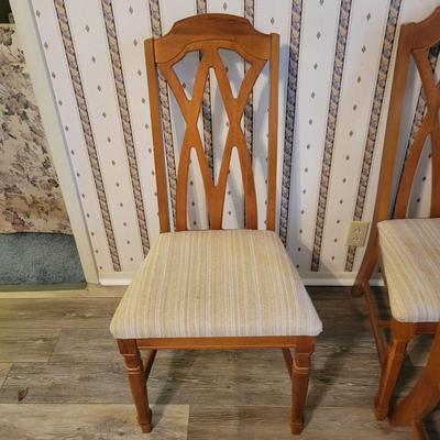 Oval Dining Room Table and Chairs (DR-DW)
