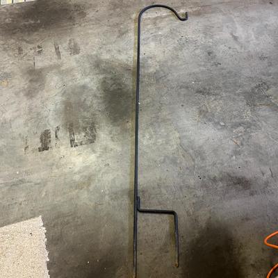Metal Plant Stands (G-MG)