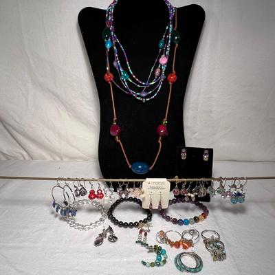 Beads & Stones Jewelry - Necklaces, Earrings & Bracelets (K-RG)