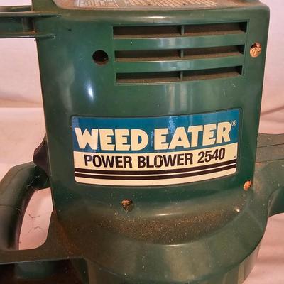 Weed Eater Handheld Electric Blower w/ Vacuum Attachment (S-JS)
