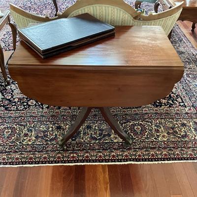 LR-1119 Antique Federal Style Duncan Phyfe Drop Leaf Mahogany Table