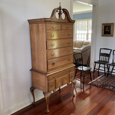 LR-1123 Antique Mahogany Highboy Chest