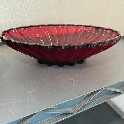 19- Red Glass Bowls