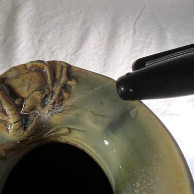 Carron Pottery & More Signed Pottery (K-RG)