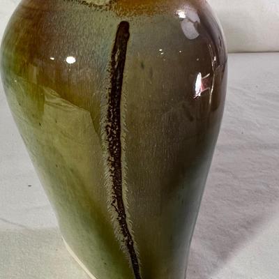 Carron Pottery & More Signed Pottery (K-RG)