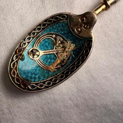 Hand Painted Porcelain Decorative Plate & More (LR-RG)