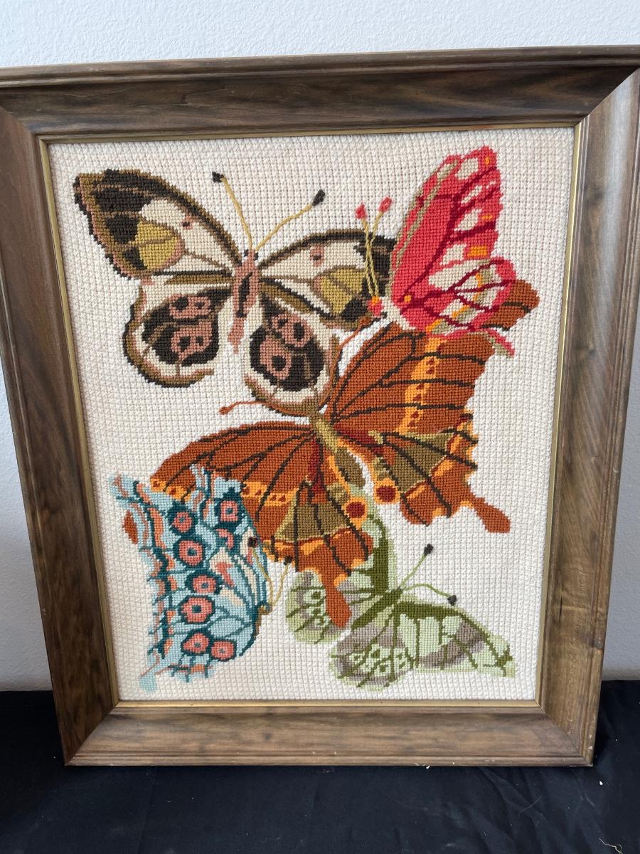 40 Homemade needlework wall art