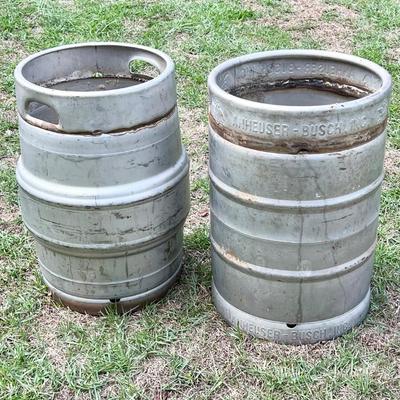 ANHEUSER-BUSCH / HOOVER ~ Pair (2) Beer Kegs