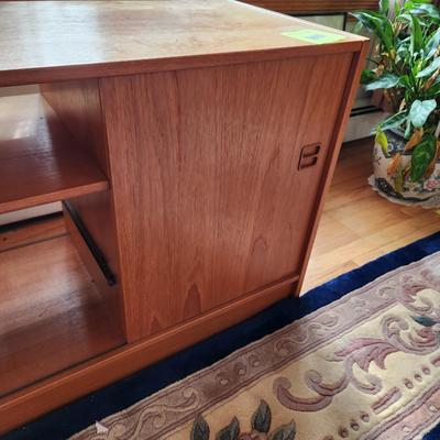 Mid Century Teak Credenza Entertainment Center 70x17x25