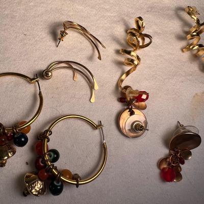 Delicate Gold & Beaded Jewelry- Necklaces, Bracelets, Earrings & Brooch (K-RG)