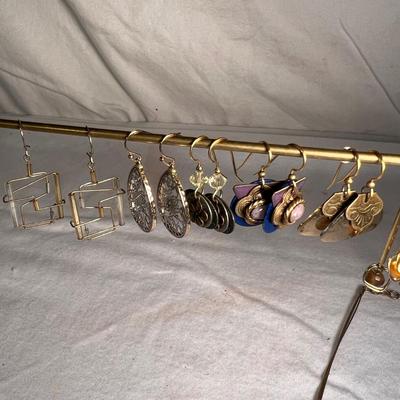 Delicate Gold & Beaded Jewelry- Necklaces, Bracelets, Earrings & Brooch (K-RG)