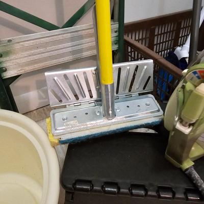 Laundry & Cleaning Items  (L-JS)