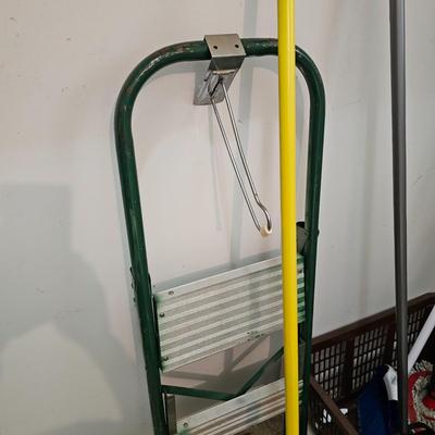 Laundry & Cleaning Items  (L-JS)