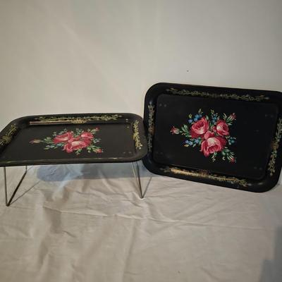 Vintage Metal Serving Trays  (L-JS)