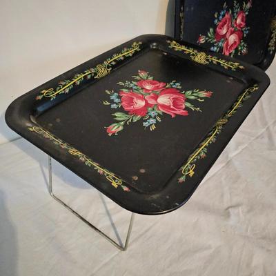 Vintage Metal Serving Trays  (L-JS)