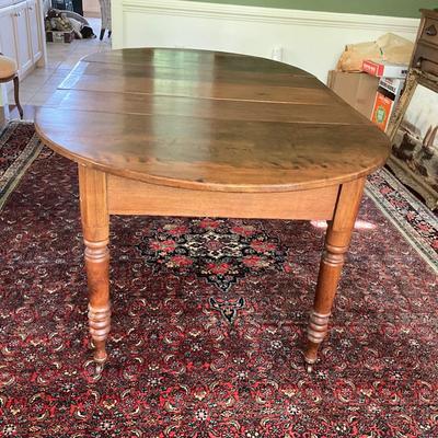 DR-1128 Antique Victorian Country Pine Round or Extended Oval Table