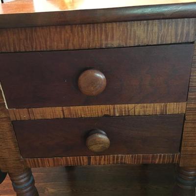 Vintage 20c 2 drawer drop leaf side table