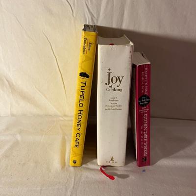 Kuhn Rikon Knives, Anchor Hocking Nesting Bowls, Lovely Table Linens, & More (LR-MG)