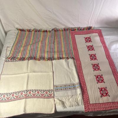 Kuhn Rikon Knives, Anchor Hocking Nesting Bowls, Lovely Table Linens, & More (LR-MG)