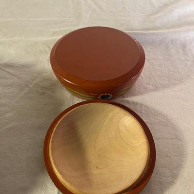 Basketville Woven Picnic Basket & More (LR-MG)