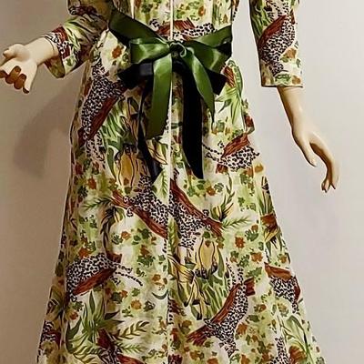 Vtg 70s Jungle Book Maxi Tigress dress with Front Zipper.