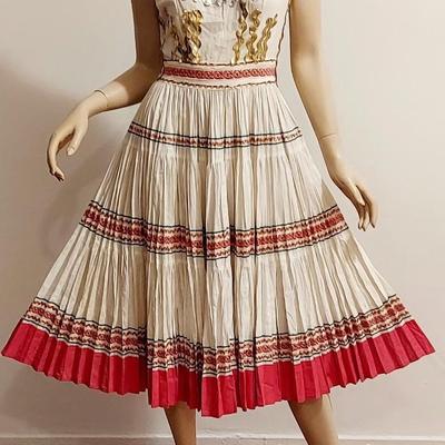 Vtg 1950s Fan pleat Fit & Flare Cotton Silver/Gold Metallic Ric Roc dress