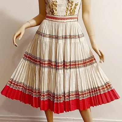 Vtg 1950s Fan pleat Fit & Flare Cotton Silver/Gold Metallic Ric Roc dress