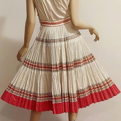 Vtg 1950s Fan pleat Fit & Flare Cotton Silver/Gold Metallic Ric Roc dress