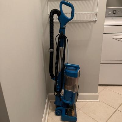 Shark Vacuums (L-MG)