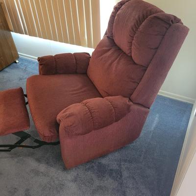 Acton Upholstered Recliner (D-DW)