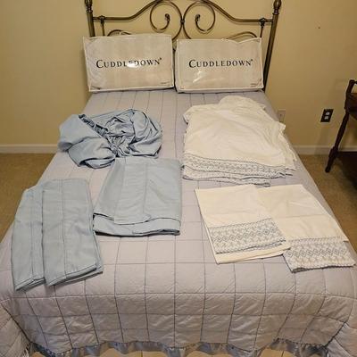 Full Size Bed Sheets, Bedspread & Pillows by Cuddledown & More (UB-JS)