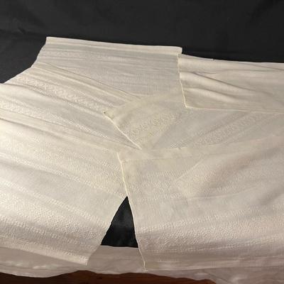 Vintage Table Linens (PS-RG)