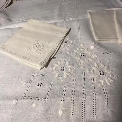 Vintage Table Linens (PS-RG)