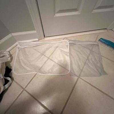 Brooms, Mop & More Cleaning Tools (L-MG)