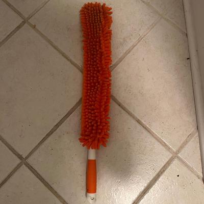 Brooms, Mop & More Cleaning Tools (L-MG)