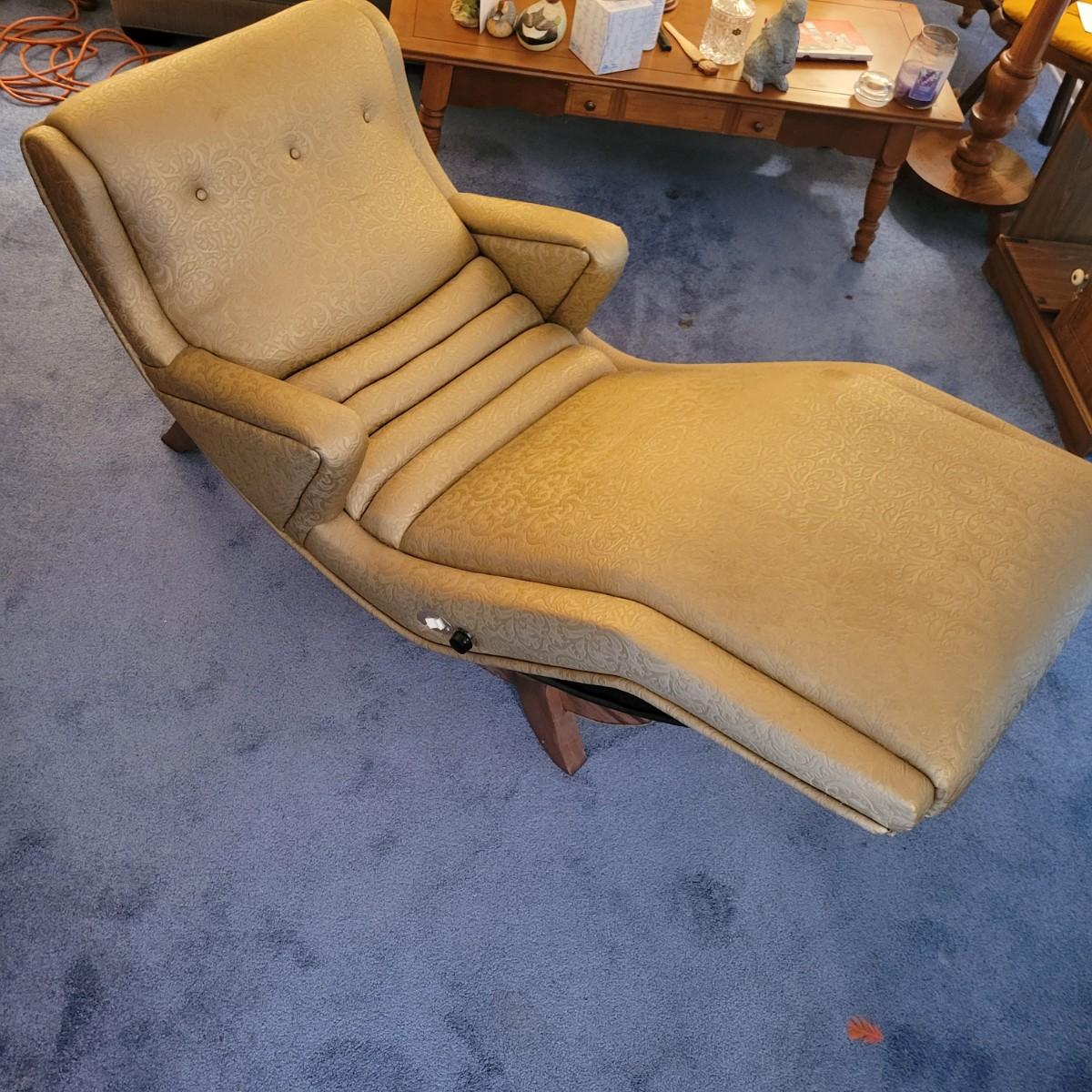 Vintage Danish Modern Contour Chair D DW EstateSales