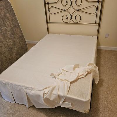 Full Size Metal Bed Frame (UB-JS)