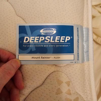 Full Size Metal Bed Frame (UB-JS)